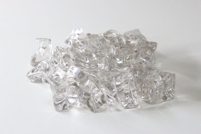 ダイソー　インテリアクラッシュストーン（グレー）　