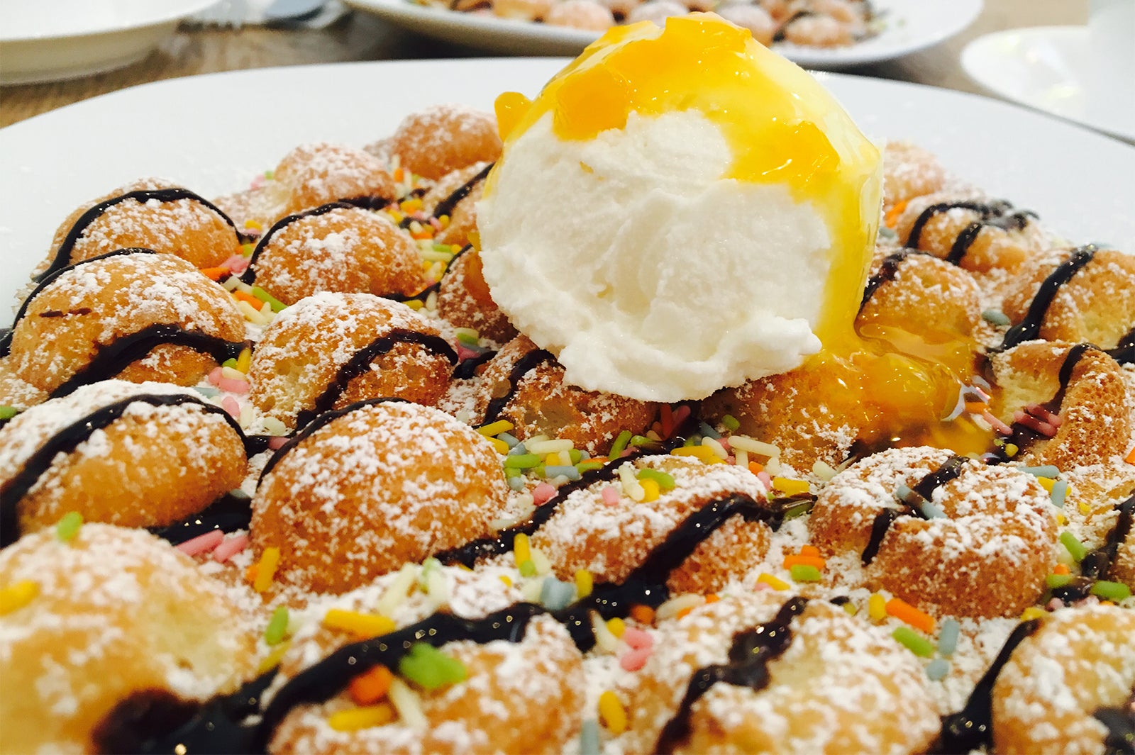 エッグドーム／画像提供：Honey Trip