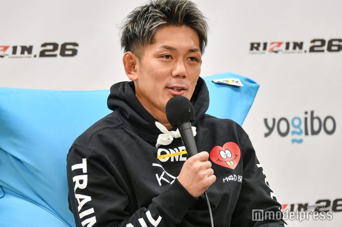 皇治(C)モデルプレス