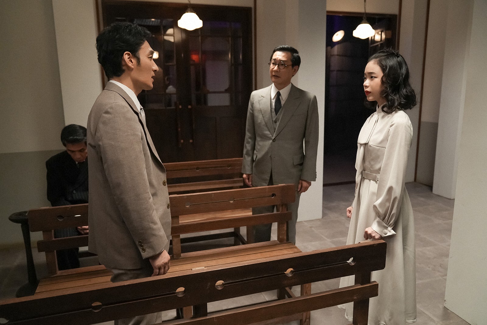 草なぎ剛、安井順平、趣里「ブギウギ」第42話（C）NHK