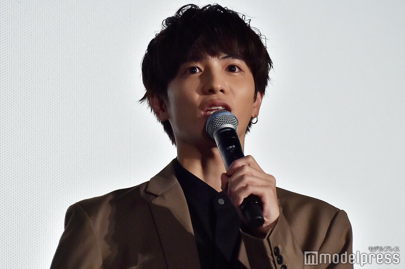 亡くなったファンの父親から手紙が届いたことを明かした志尊淳（C）モデルプレス