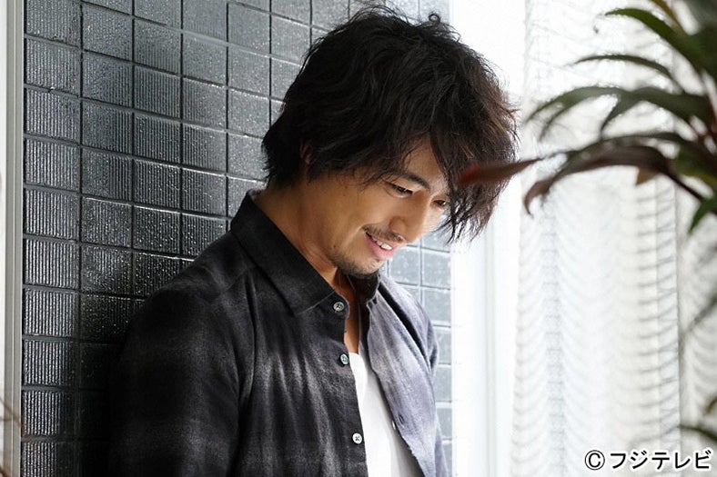 斎藤工／「オトナ女子」第1話・場面カット／画像提供：フジテレビ