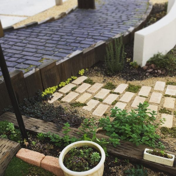 初心者さん向け 小さい庭をおしゃれにガーデニング 自分だけの癒し空間を作ろう モデルプレス