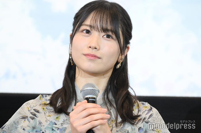 丹生明里(C)モデルプレス