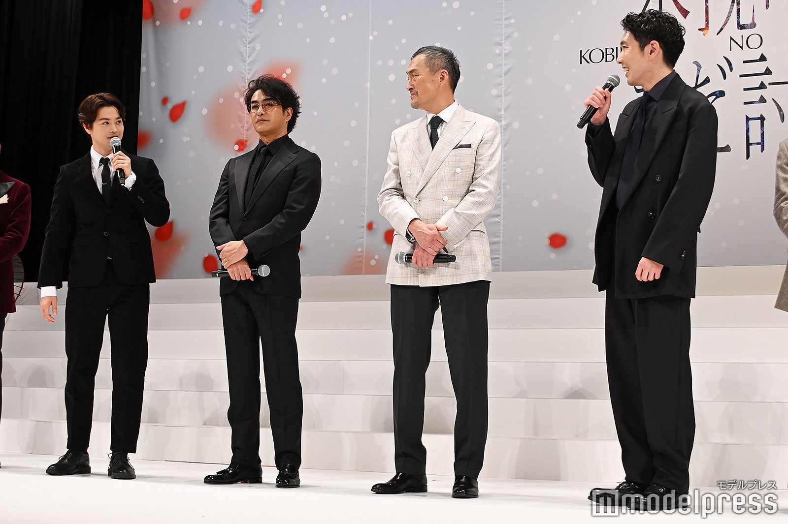 瀬戸康史のファンであることを告白した柄本佑／瀬戸康史、北村一輝、渡辺謙、柄本佑（C）モデルプレス