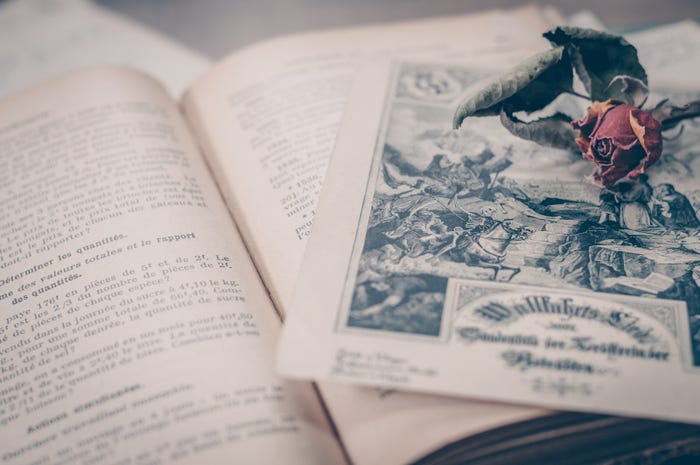 大切な人に心を込めて選んであげて/Photo by ぱくたそ