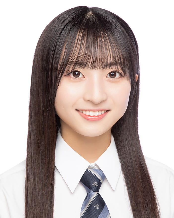 秋山由奈(C)AKB48