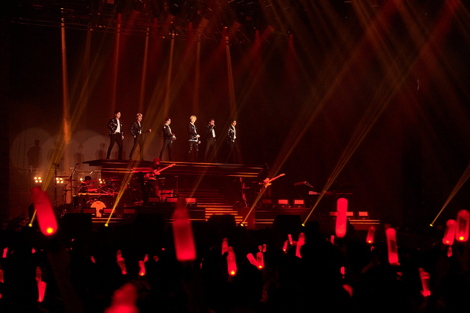 iKON（提供写真）