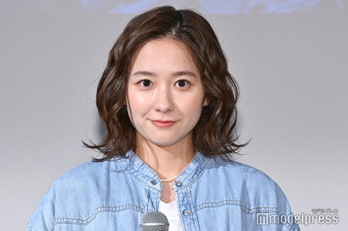 堀田真由(C)モデルプレス