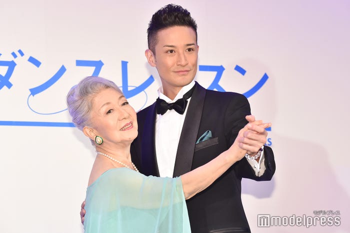 草笛光子、松岡昌宏 (C)モデルプレス