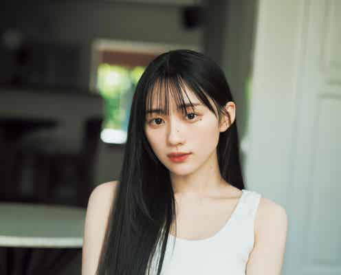 乃木坂46川崎桜、タンクトップ姿で素肌輝く “プク顔”も披露