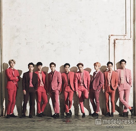 「Love Me Right ～romantic universe～」で日本デビュー