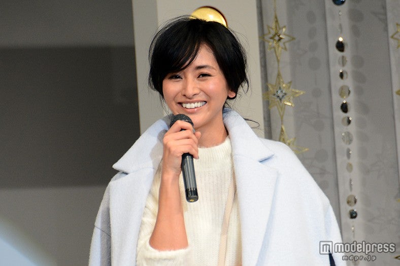 クリス-ウェブ佳子