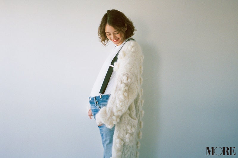 岸本セシル、ふっくらお腹を披露　結婚＆妊娠を語る