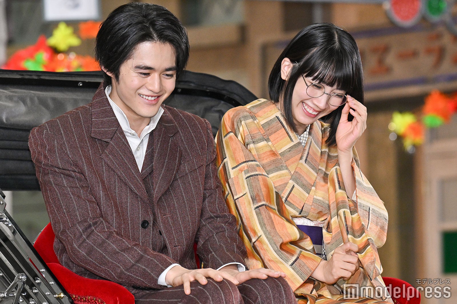 鈴鹿央士、松本穂香（C）モデルプレス