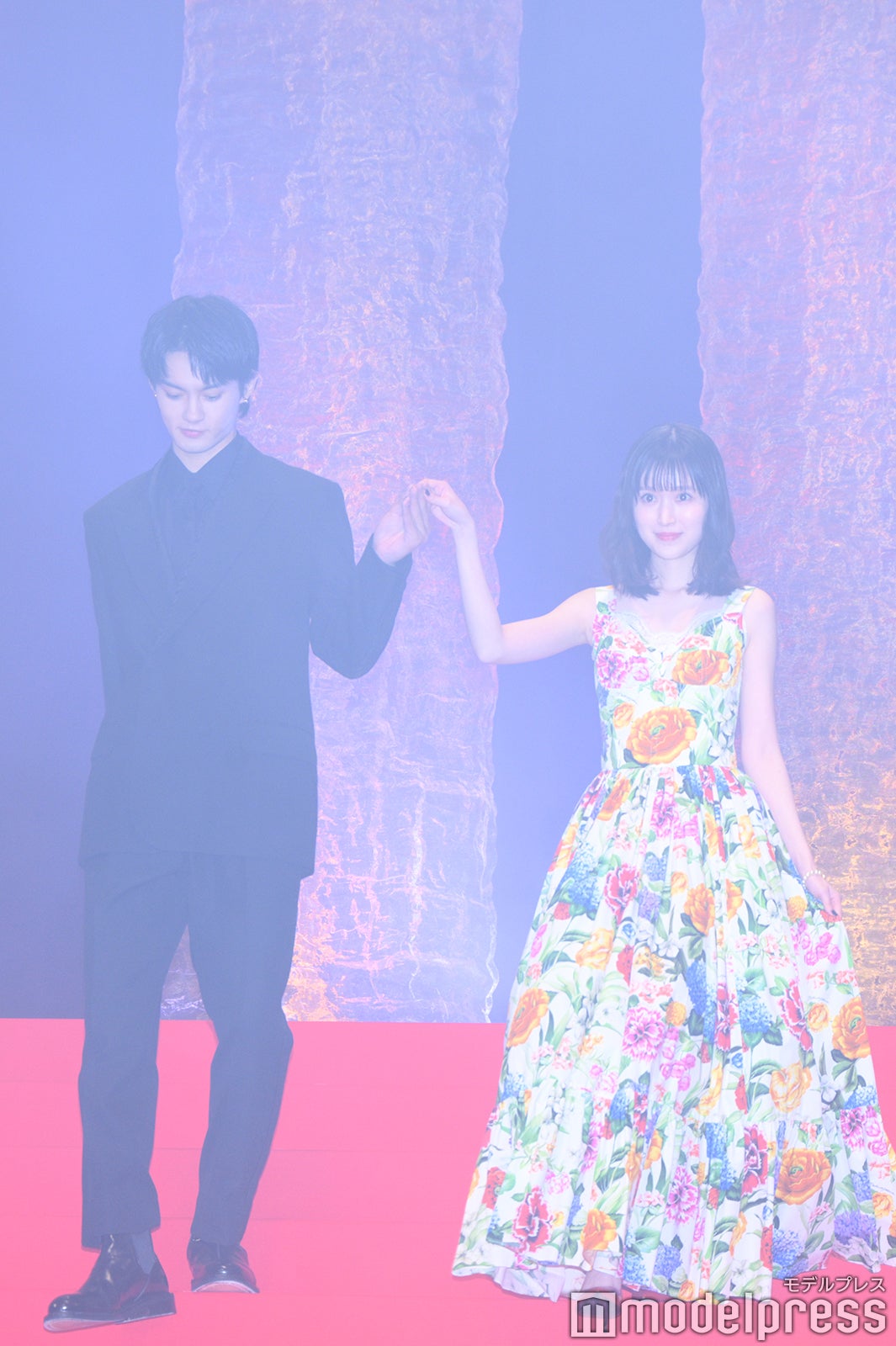 佐野勇斗、福本莉子（C）モデルプレス