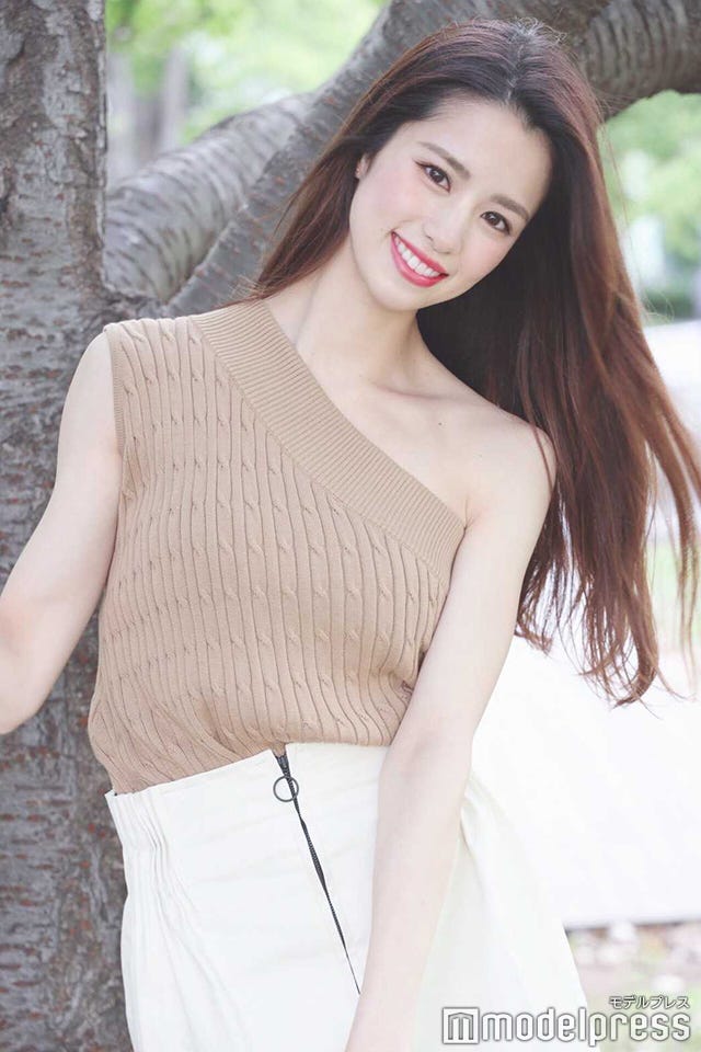 星乃サラ(Hoshino Sara)