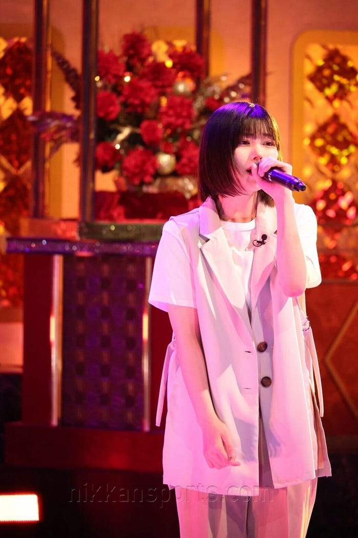 「超・乃木坂スター誕生!」で歌う中西アルノ(C)日刊スポーツ新聞社
