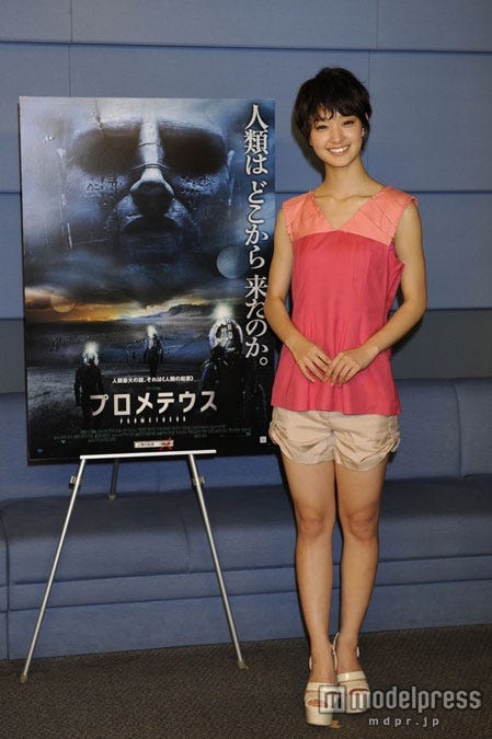 D映画「プロメテウス」の実写吹き替えでいきなりのハリウッドデビュー!