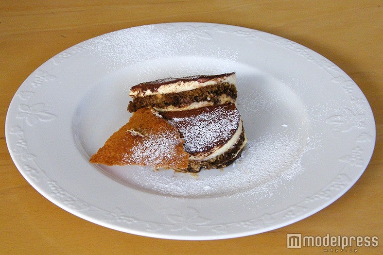 「リコッタチーズのティラミス」600円／画像提供：芦ノ湖テラス