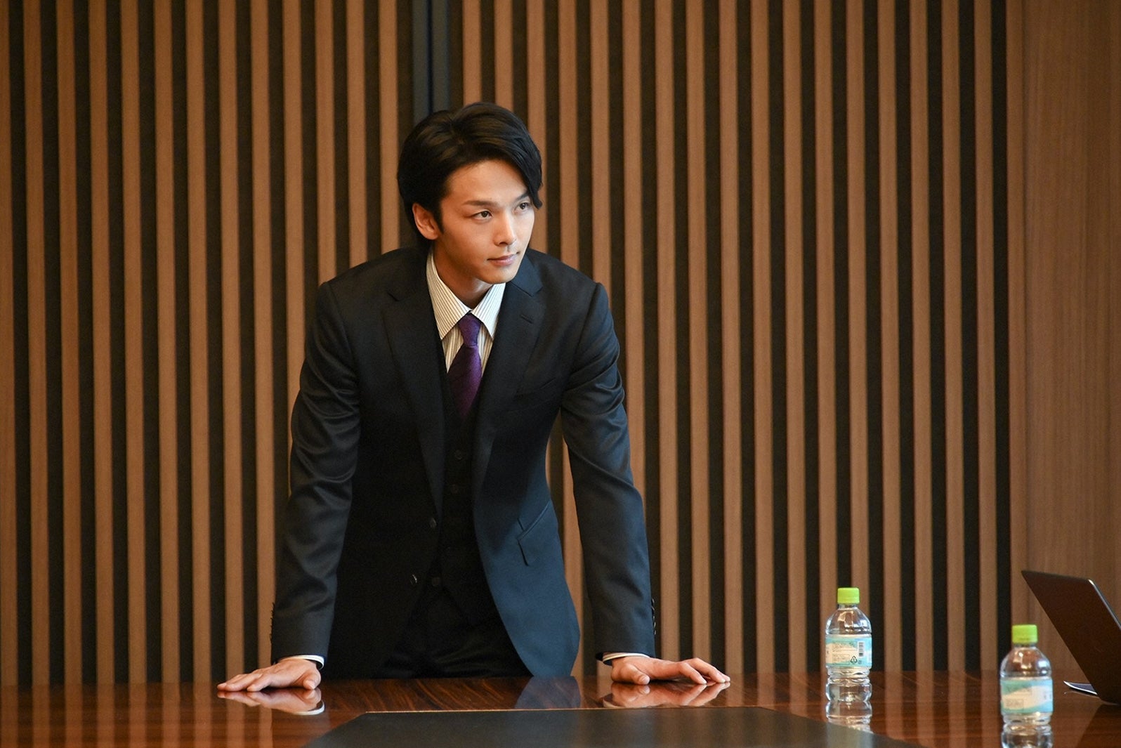 中村倫也／「この恋あたためますか」第1話より（C）TBS