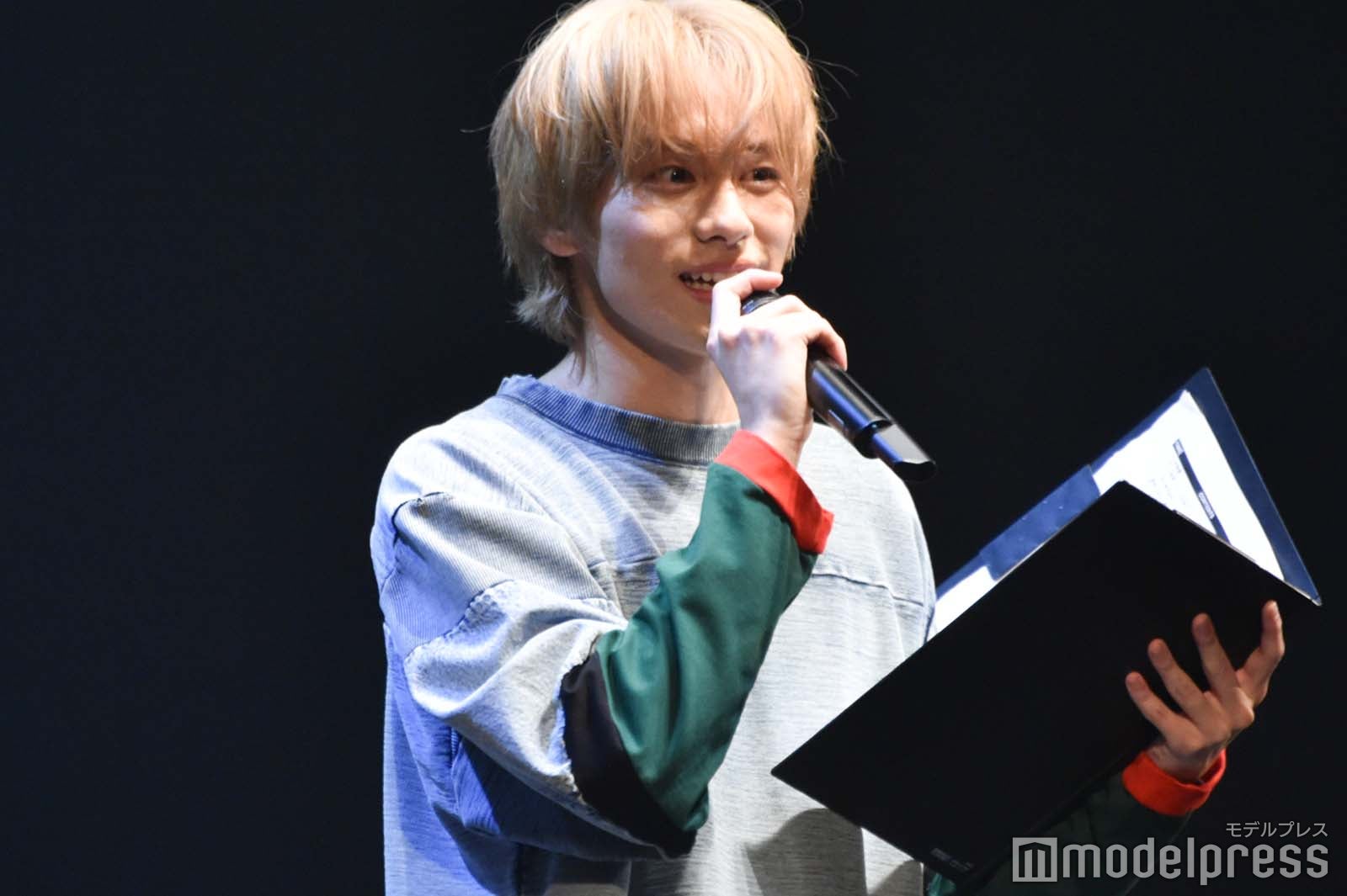 山下幸輝、金髪に電撃イメチェン OP映像に豪華ゲスト続々で歓声止まず＜「ホミパリ」WEB独占取材＞