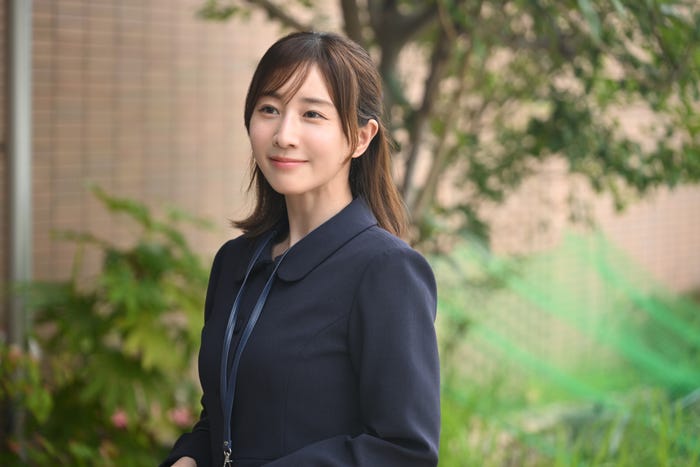 田中みな実「フェイクマミー」(C)TBS