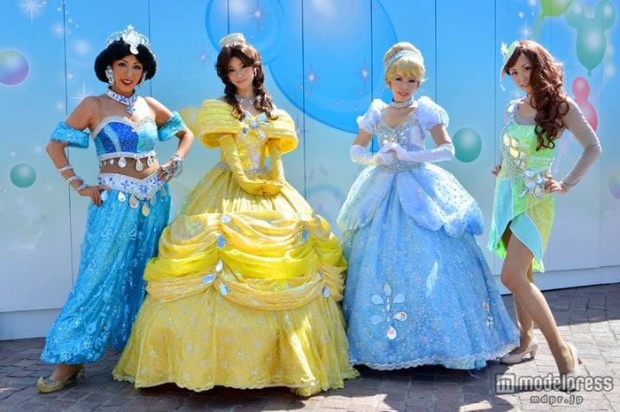 ディズニーハロウィーン 仮装ゲストがランドに集結 写真特集 モデルプレス ディズニーハロウィーン 仮装ゲストがランドに集結 写真特集 モデルプレス
