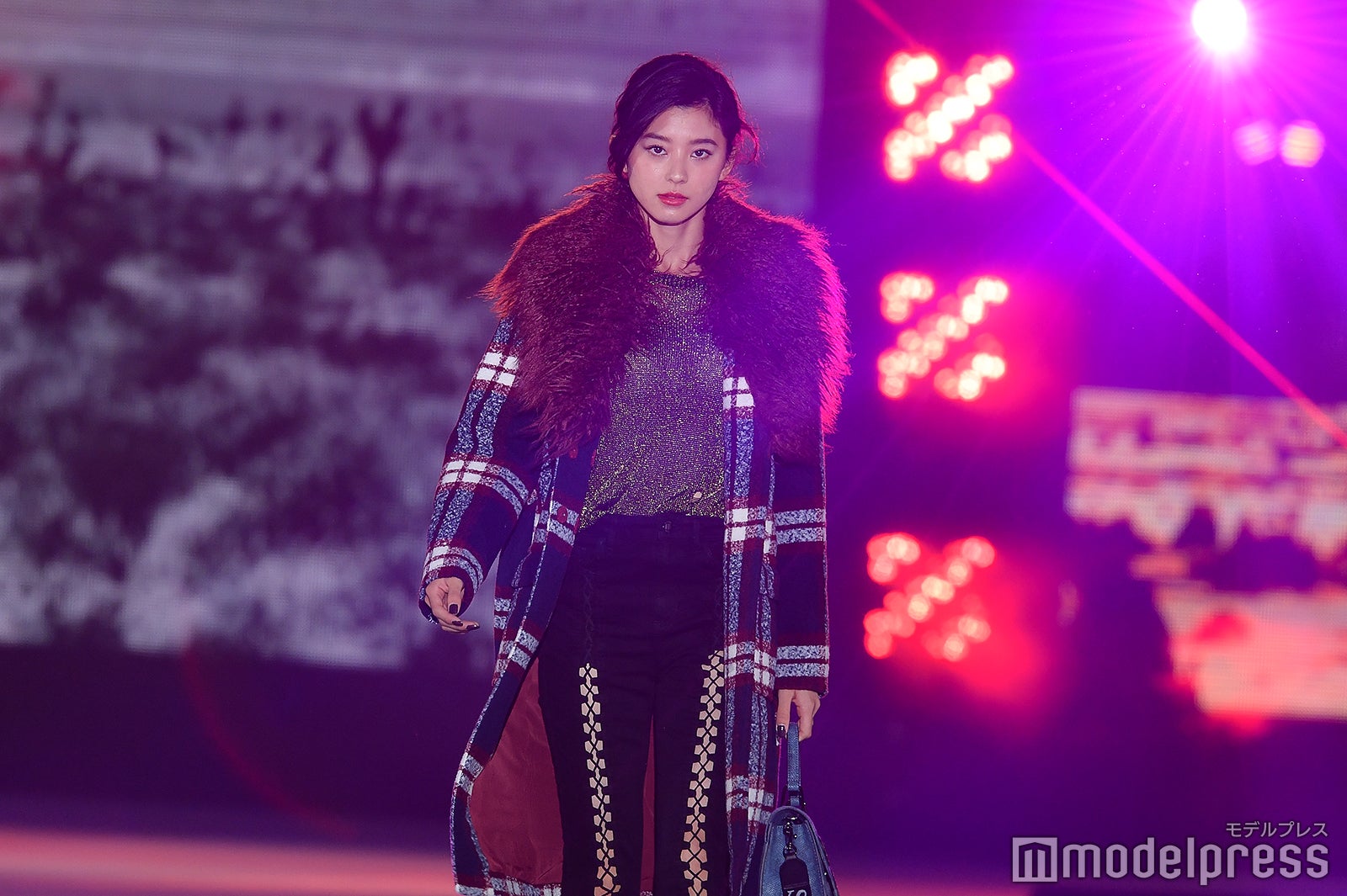 朝比奈彩 （C）モデルプレス