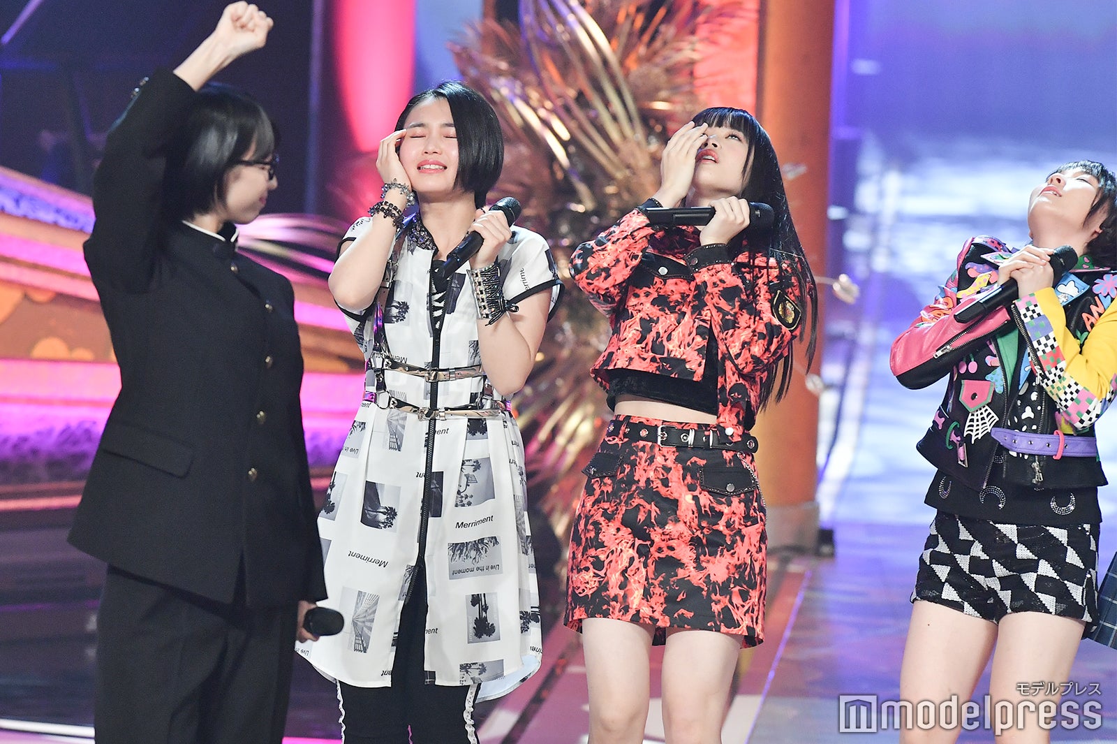 BEYOOOOONDS （C）モデルプレス