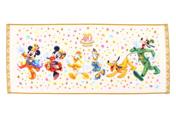 フェイスタオル1,700円(C)Disney