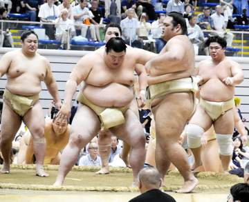 大関とりに挑む熱海富士が順調な稽古内容を披露、巡業部長「力は十分。あとは本人次第」【大相撲夏巡業】