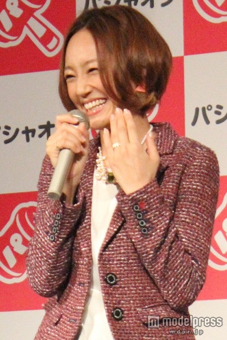 「パシャオク 子どもの夢応援プロジェクト」発足記者会見に出席したガルネク千紗