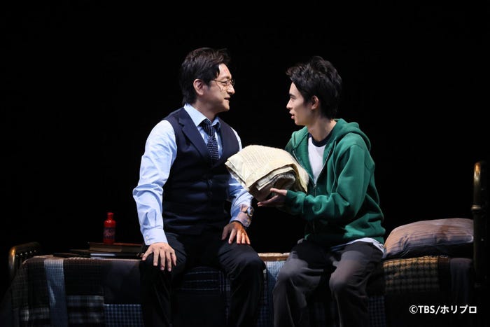 石丸幹二ら/舞台「ハリー・ポッターと呪いの子」より(提供写真)