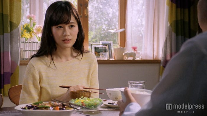 前田敦子/新テレビCM『発売30年』篇より