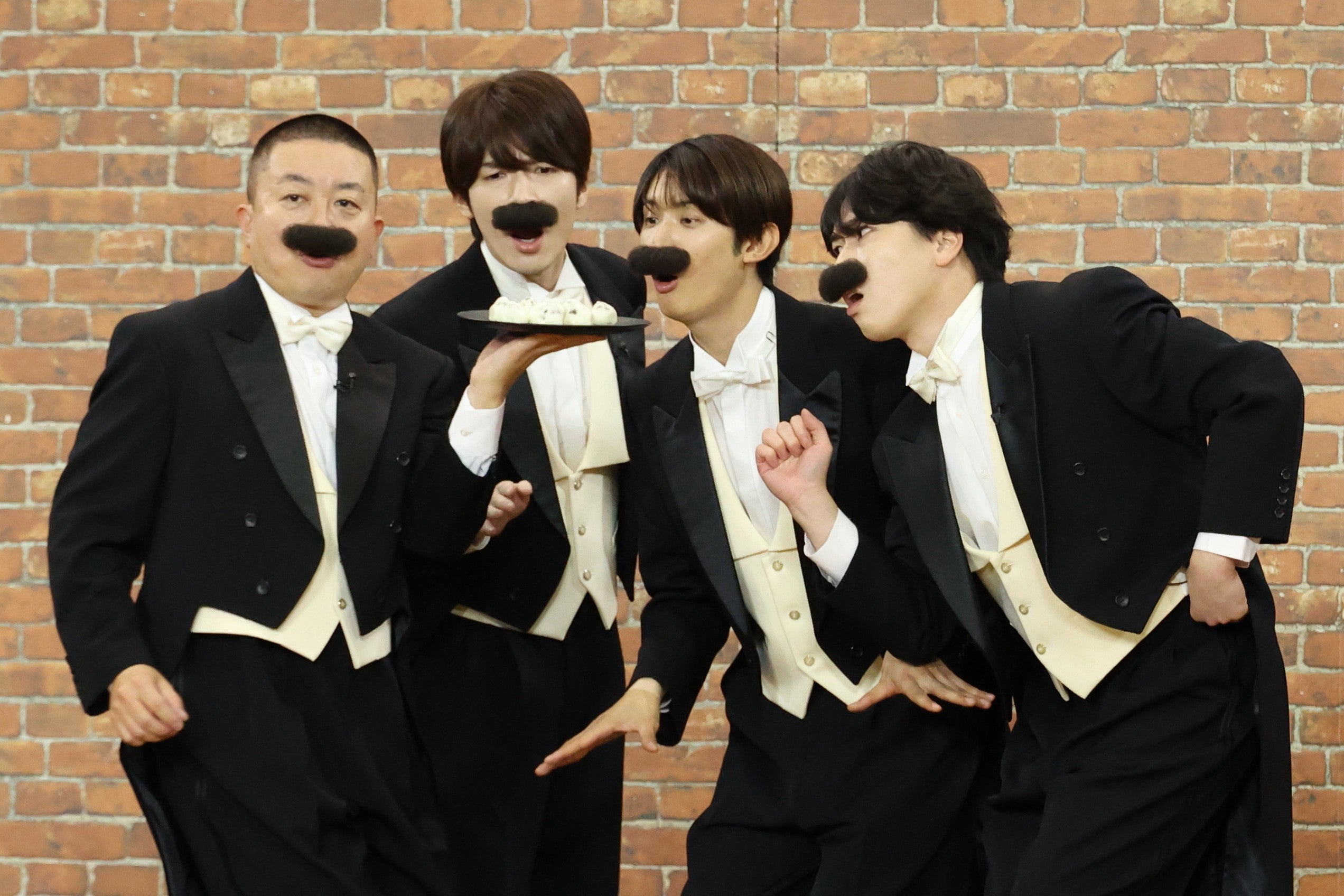 Snow Man深澤辰哉・向井康二・宮舘涼太、ヒゲダンス挑戦 亀梨和也とコラボコントも【ドリフに大挑戦】