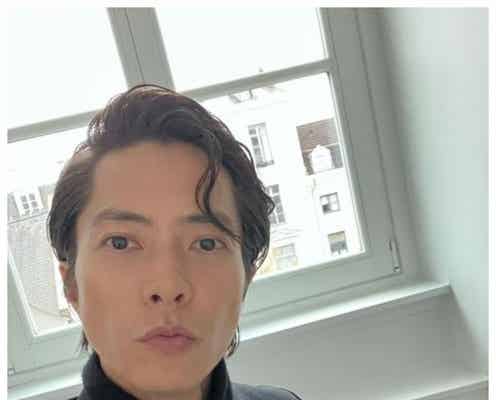 山下智久、“オールバック”のフランス満喫ショット公開「上品」「かっこよすぎ」と反響