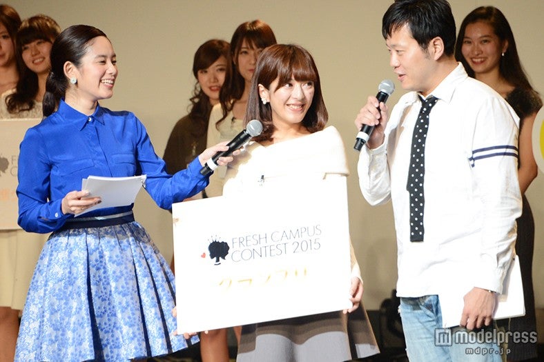 左より：筧美和子、春田奈々さん、エハラマサヒロ