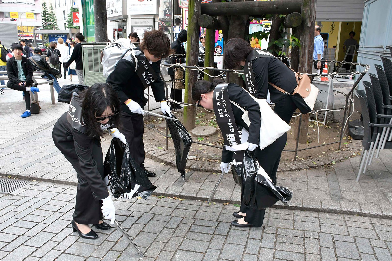 吉本坂46（提供写真）