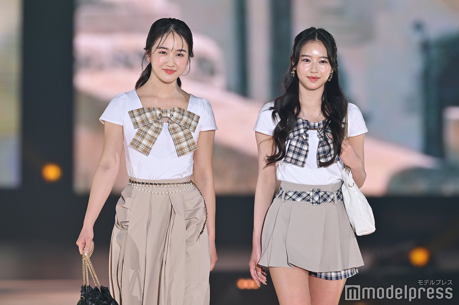 天翔愛、天翔天音（C）モデルプレス