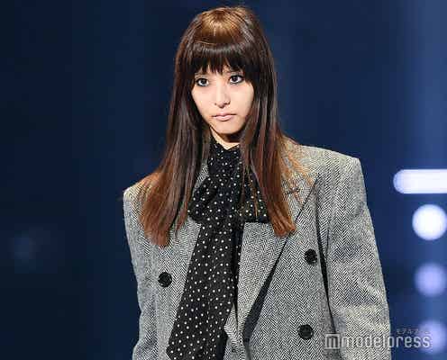 新木優子、トップバッターで「TGC」開幕<TGC2019A/W>