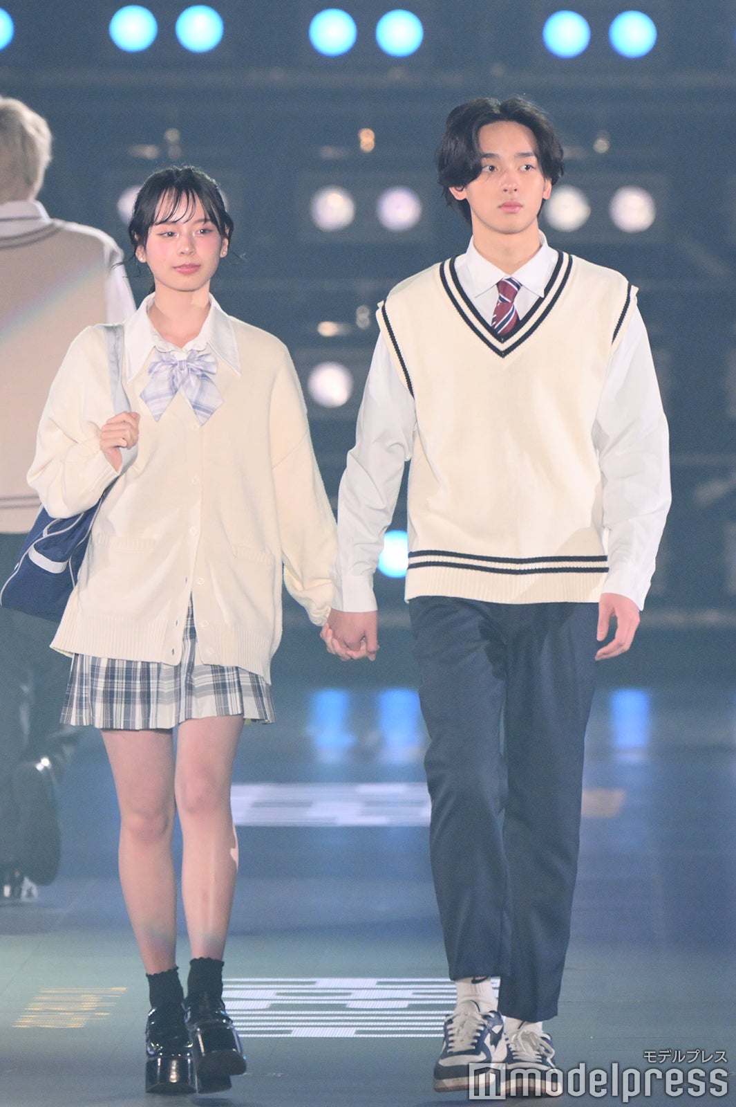 （C）モデルプレス