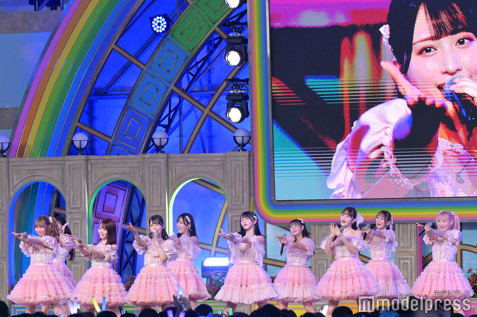 ＝LOVE（C）モデルプレス