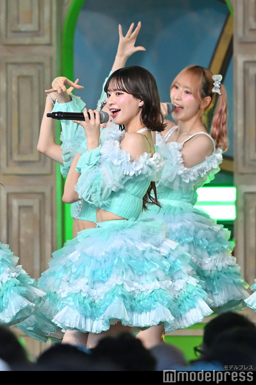 ≠ME（C）モデルプレス