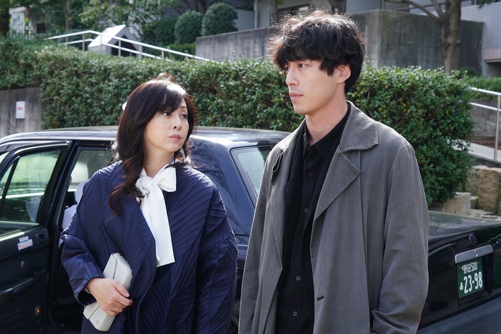 斉藤由貴、坂口健太郎／「Dr.チョコレート」第4話より（C）日本テレビ