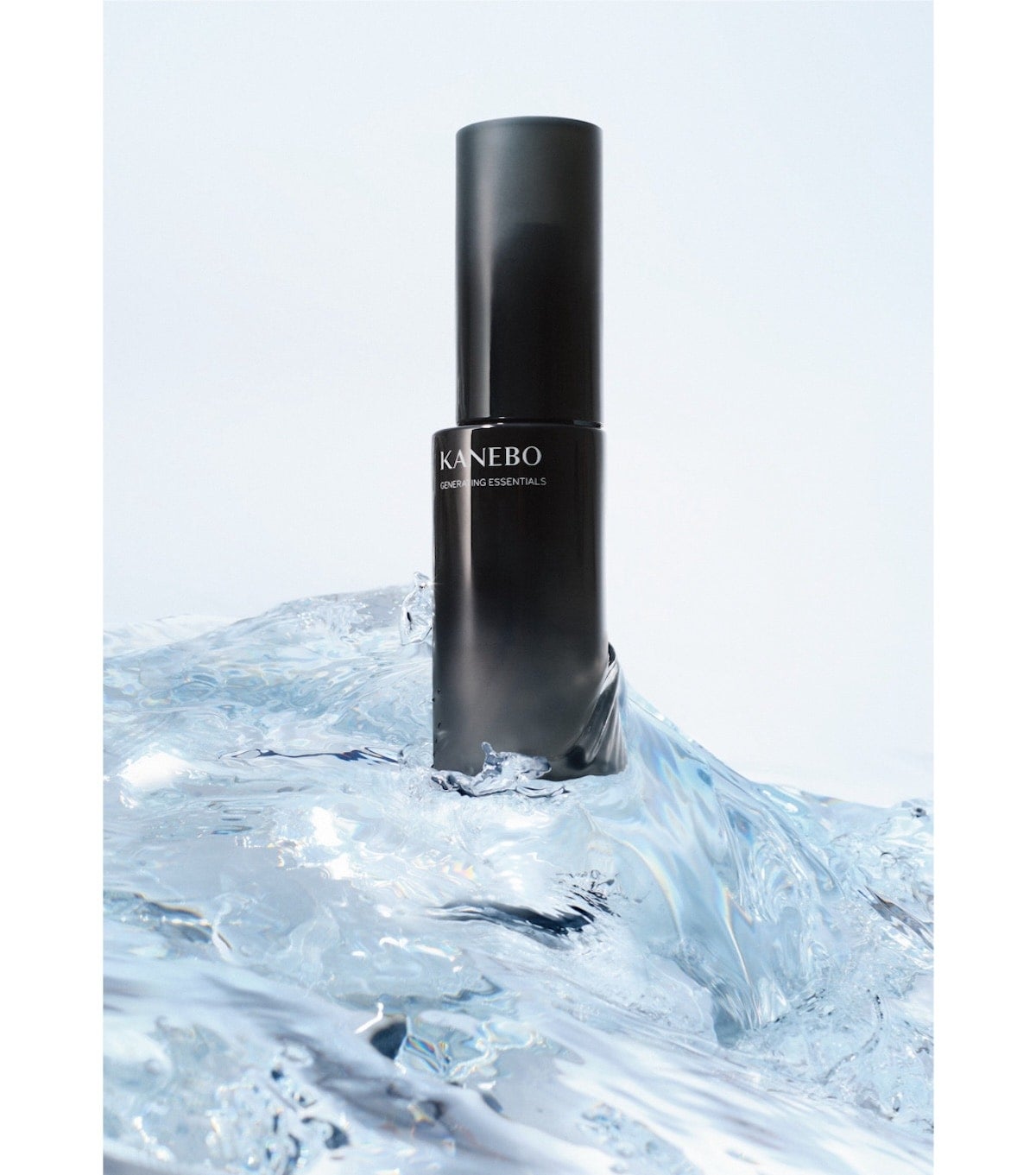 絶えず注ぐうるおいで生命感に満ちた“水滴るような肌”へ導く美容化粧水が誕生