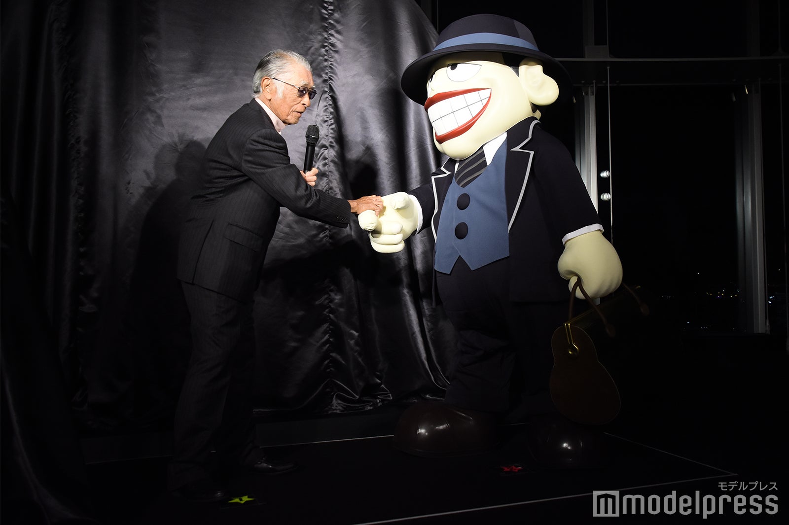 藤子不二雄（A）氏（左） （C）モデルプレス