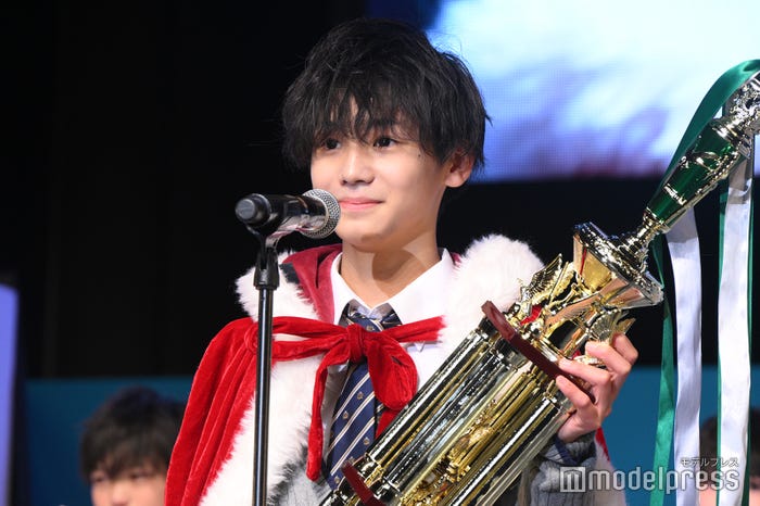 「男子中学生ミスターコン2024」グランプリに輝いた井原泰知くん(C)モデルプレス
