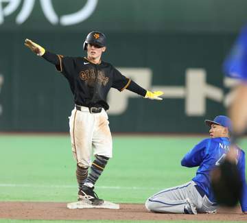 巨人・浦田が東京ドームわかせる3盗塁 確信の三盗も 猛打賞翌日に足で魅せる
