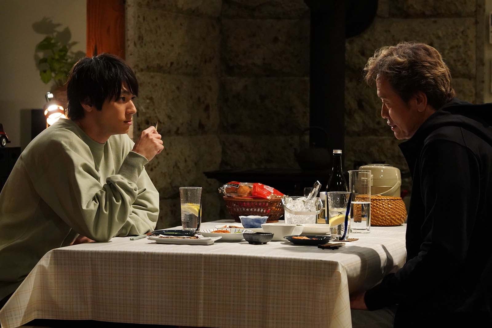 山田裕貴、遠藤憲一「君が心をくれたから」第5話より（C）フジテレビ